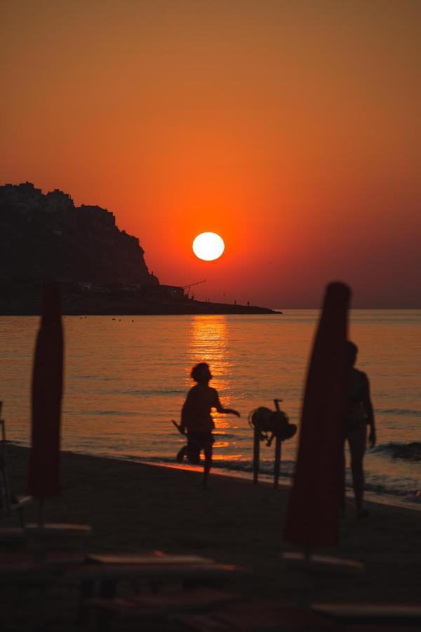 Appartamenti - Spiaggia Zaiana Peschici Exteriér fotografie